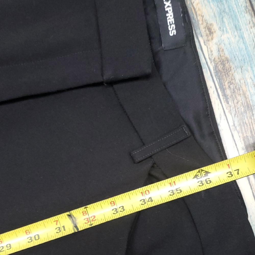 Express Women's Classic Black Cropped Pants - Picture 5 of 5